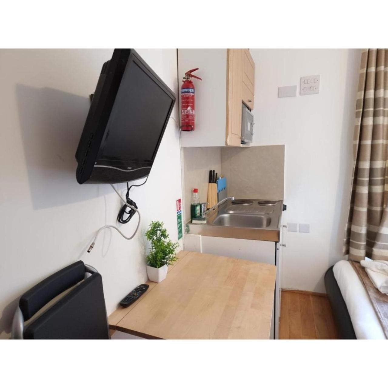 F204-Compact 2Nd Flr Studio Fits 2-Near Hyde Park Лондон Екстериор снимка